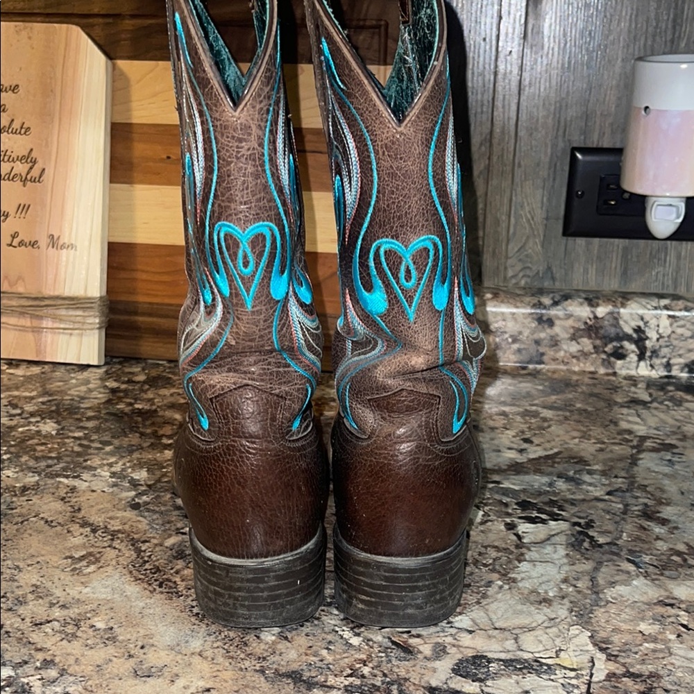 Ariat Brown and Turquoise Western Boots - Picture 2 of 6